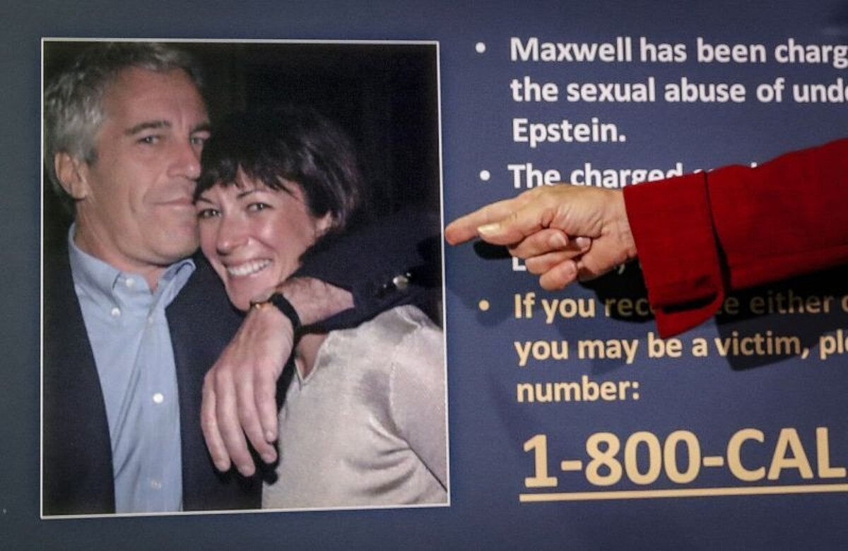 Do kauzy ktora poskodzuje Trumpa vstupuje Epsteinova expartnerka Maxwellova chce hovorit
