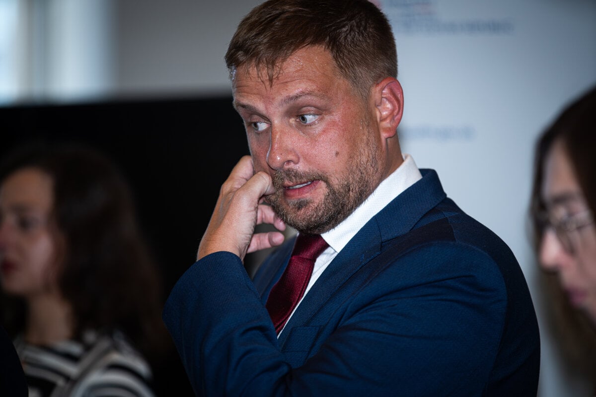 Hlas podla Saska zaujme stanovisko ku Kotlarovi