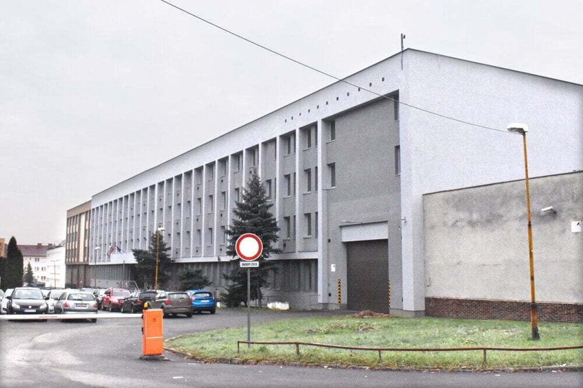 Mal nastupit do vykonu trestu vazenie predlzili