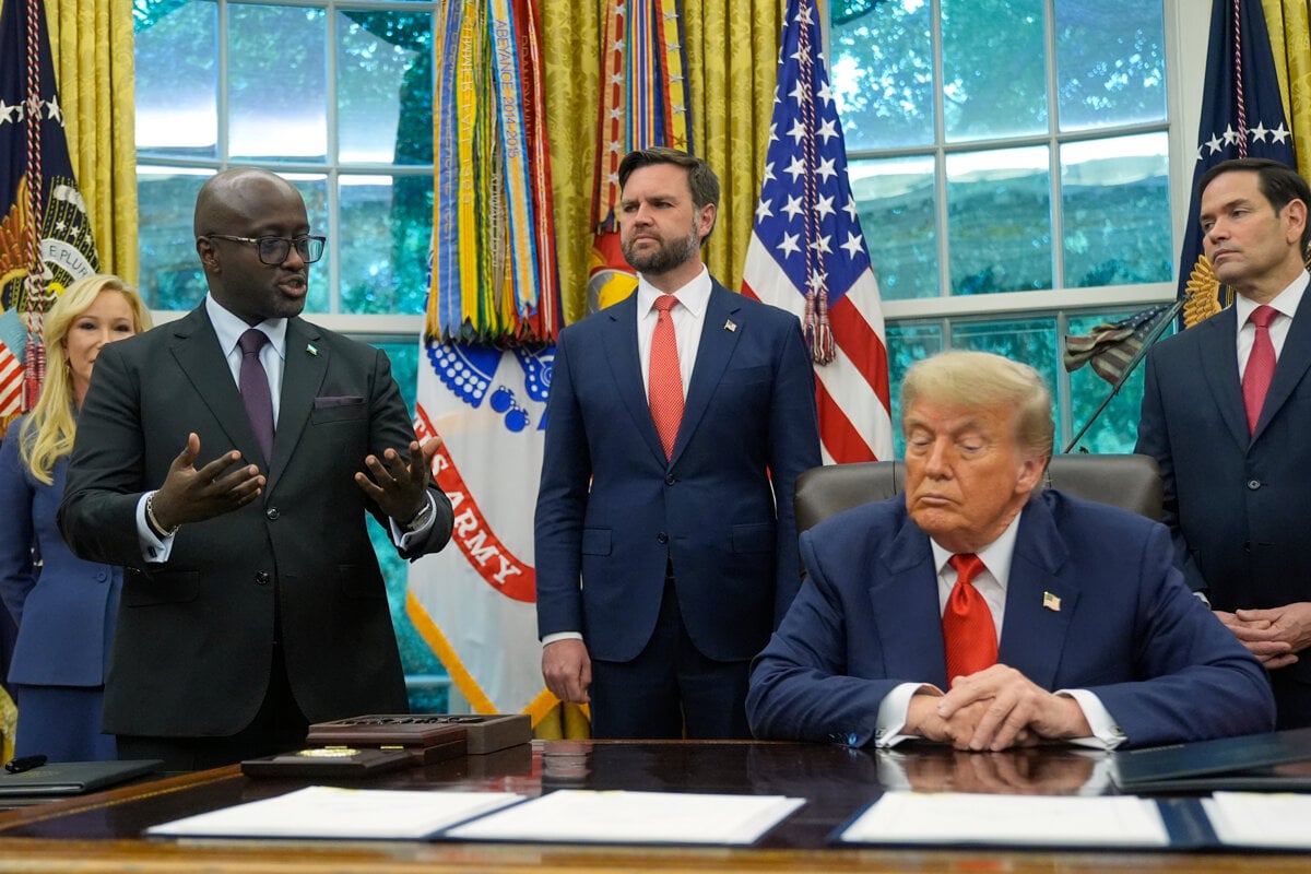 Rwanda prijala prvych sedem migrantov v ramci dohody s USA