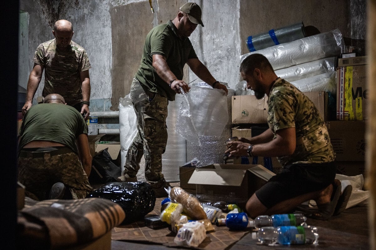 Borsc im pada z neba Ukrainci zasobuju vojakov dronmi