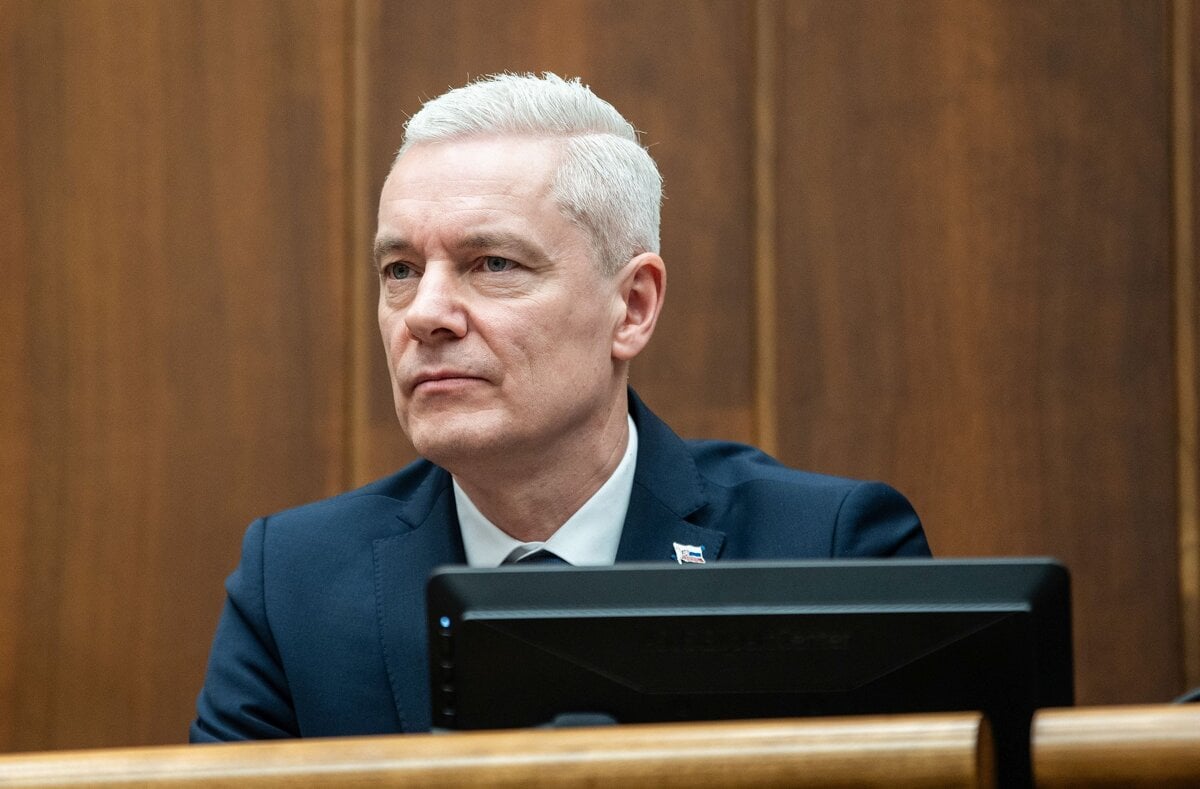 Ferencak z Hlasu si mysli ze pri novele ustavy je v hre aj tajne hlasovanie