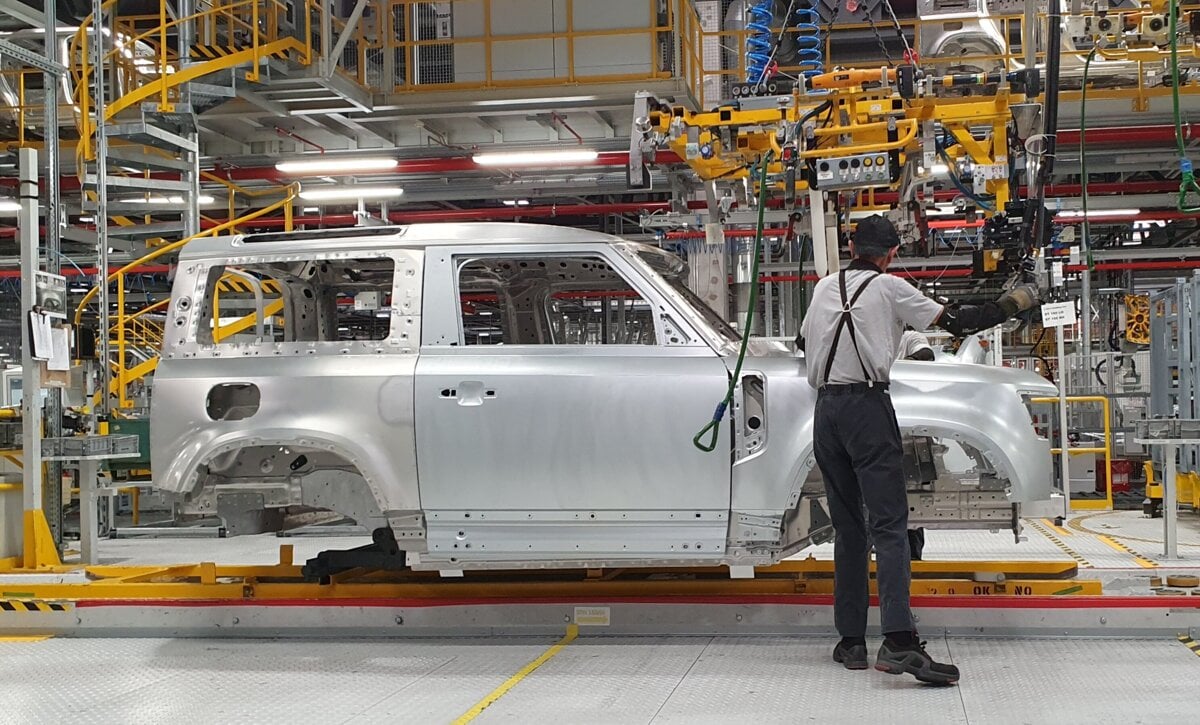 Jaguar Land Rover spusta cast digitalnej infrastruktury