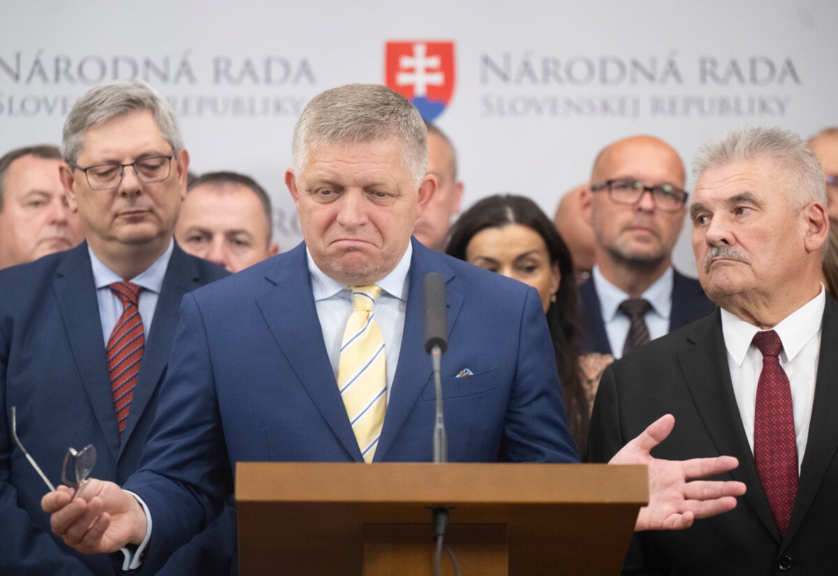 Ficov napad predlzit volebne obdobie nepresiel