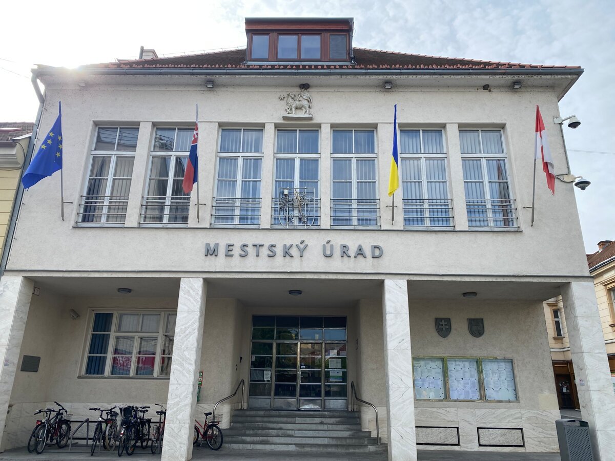 Mestsky urad v Trencine bude 17 novembra zatvoreny