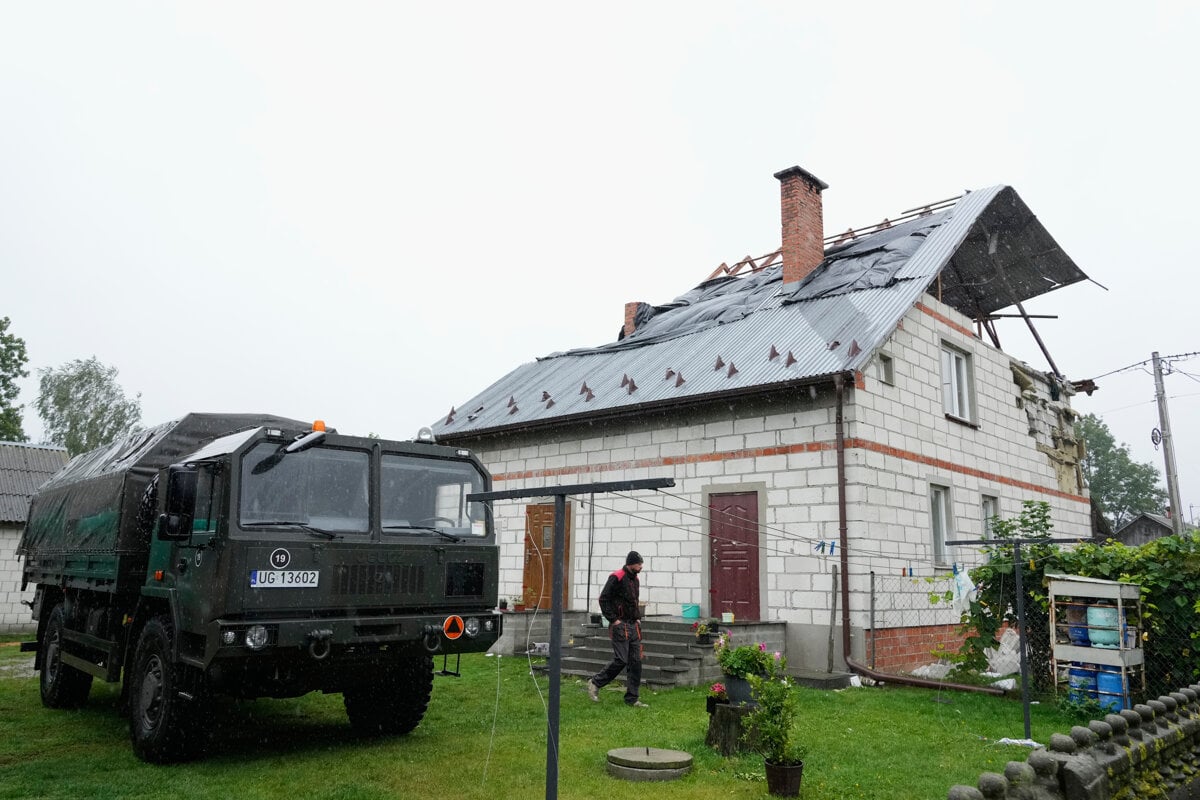Polsko ponuklo odskodnenie rodine z domu zasiahleho raketou