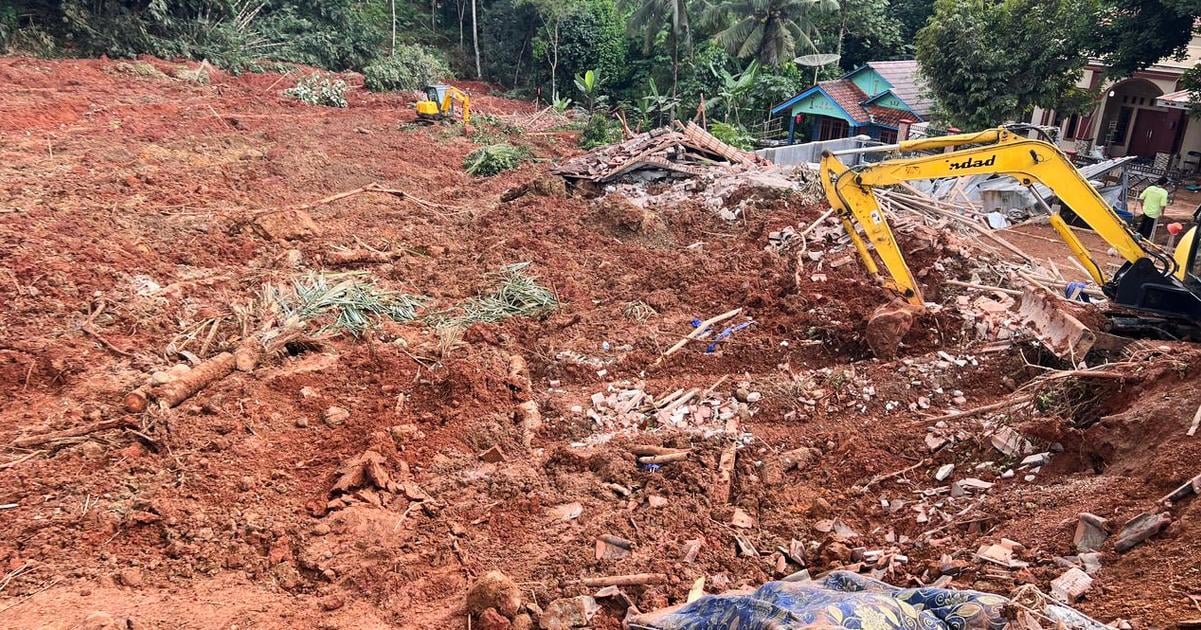 Indonezia Najmenej dve osoby zahynuli 21 nezvestnych
