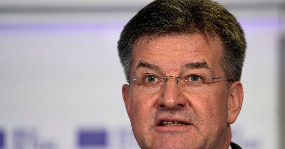 Lajcak bol s Epsteinom blizsie ako pripusta Fico vaha a Danko tlaci nanho