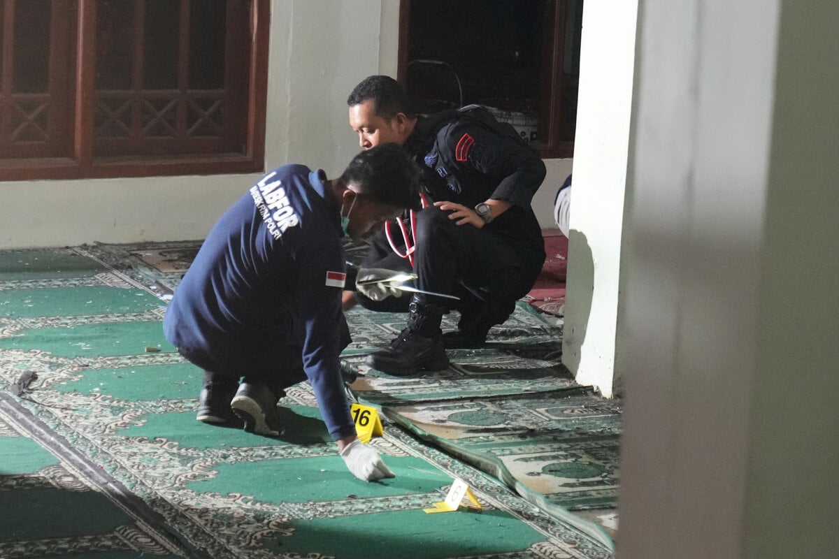 Pocet zranenych po vybuchu v mesite v Indonezii sa zvysil podozrivy je student