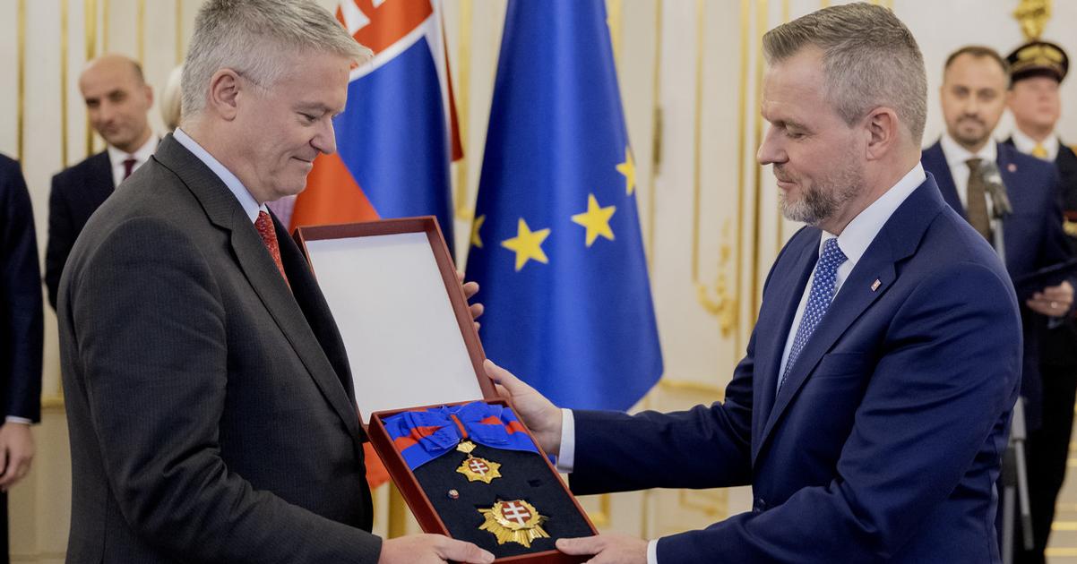 Prezident udelil statne vyznamenanie generalnemu tajomnikovi OECD