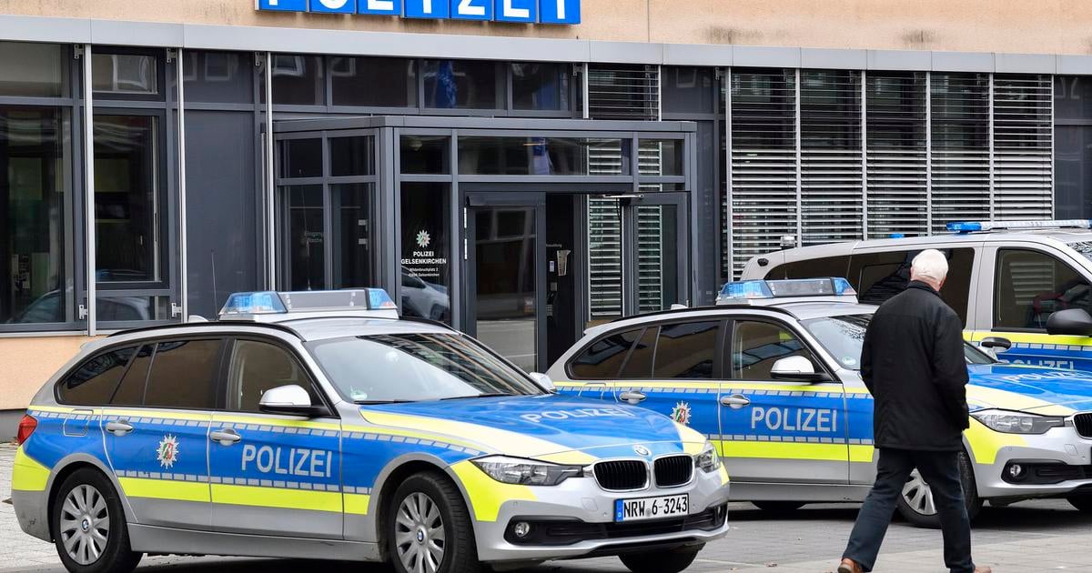 Viacerim skolam v Berline zaslali hrozbu policia posilnila pritomnost