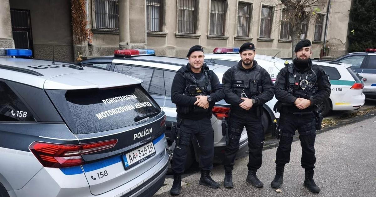 Zrazena zena stratila krv zastavili ju traja policajti