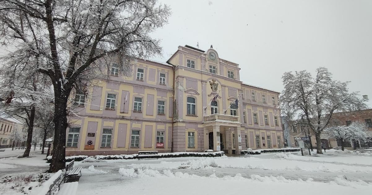 na pamiatka radnica chce prestahovat skolu