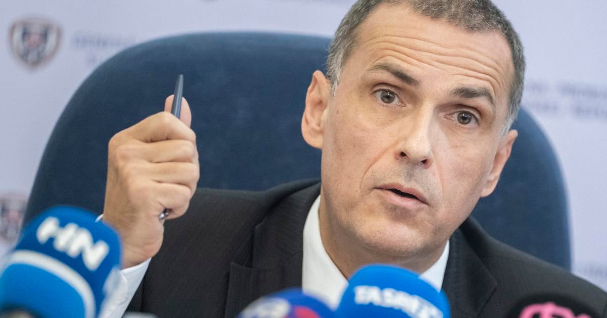 Balogh je presvedceny ze spada pod ochranu oznamovatelov