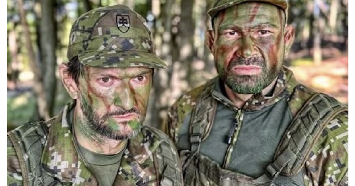 Cynicka obluda rekapituluje Specialna vojenska zabavna operacia