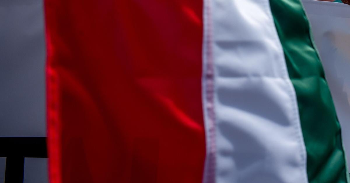 Bratislava Na Hlavnom namest protestovali mlad Madari ziijuci na Slovensku