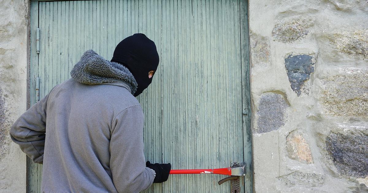 KEZMAROK Policia vysetruje kradeze v dome a firme