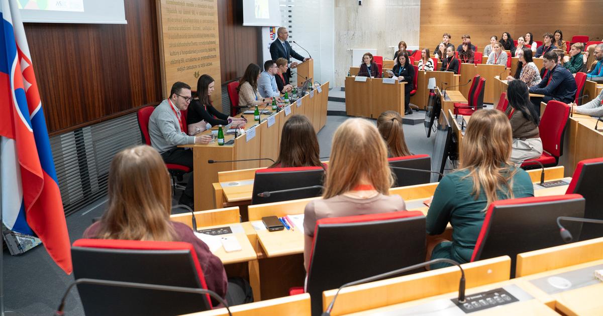 Kraj na participativne rozpocty strednych skols prerozdel viac ako 20 tisic eur