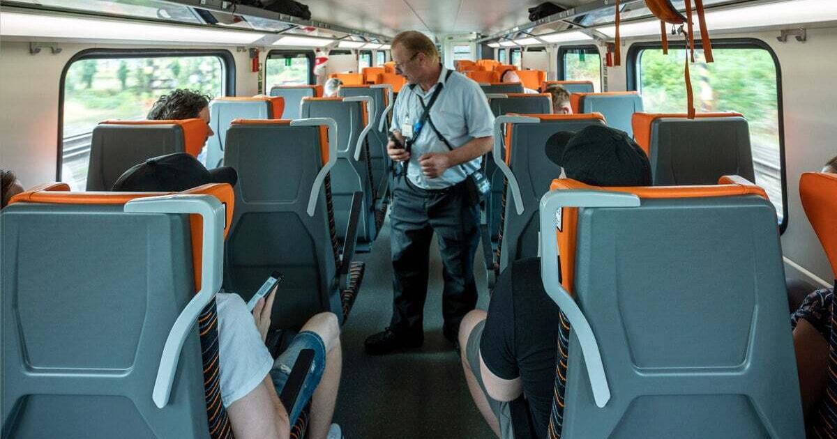 Okienka na nakup listkov zrusili v dalsich mestach seniorom digitalna doba stazuje cestovanie