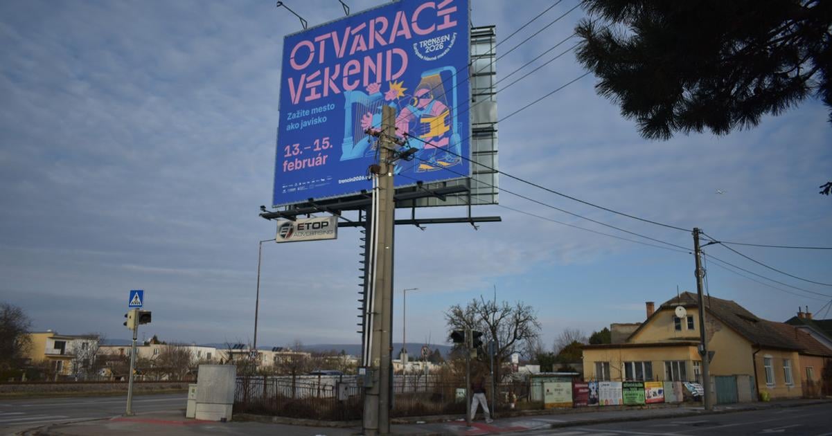 Otvorenie vyznamnej akcie propaguje problemovy bigboard Mesto ziada odstranenie reklamy