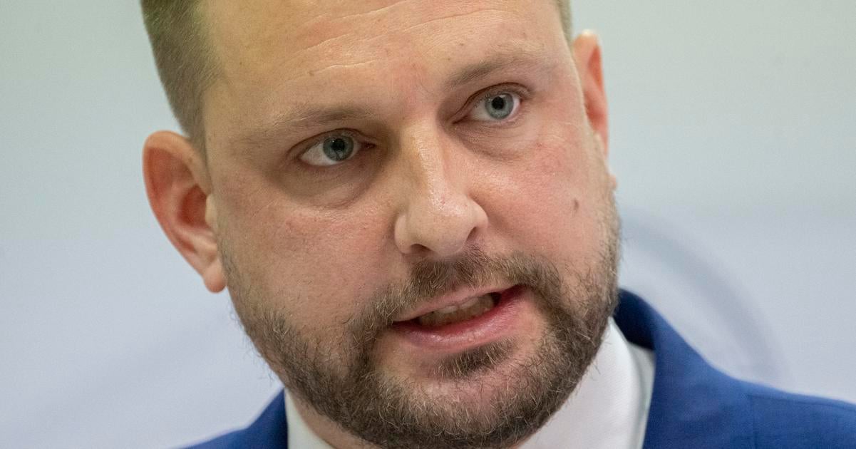 Saso predstavil zdravotnickemu vyboru plan na zmeny v zachrankach opozicia ho kritizuje