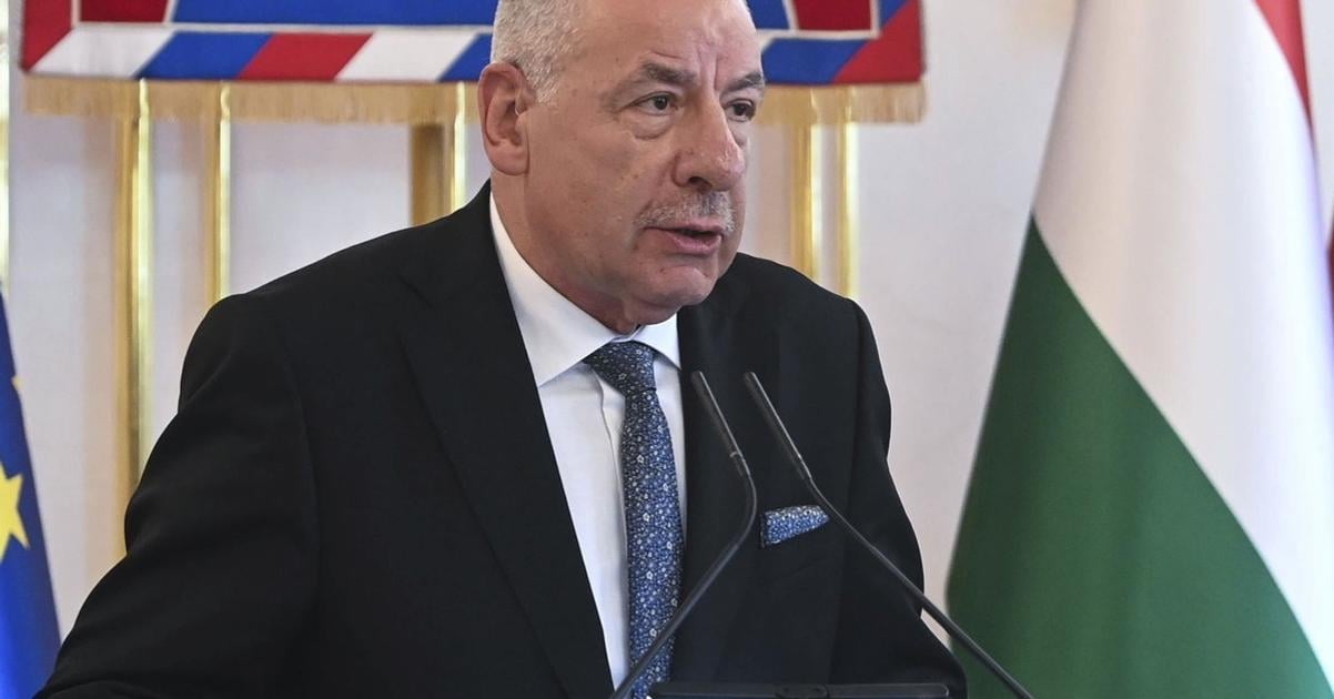 Madarsky prezident Tamas Sulyok rokoval vo Vatikane s papezom Levom XIV o mieri