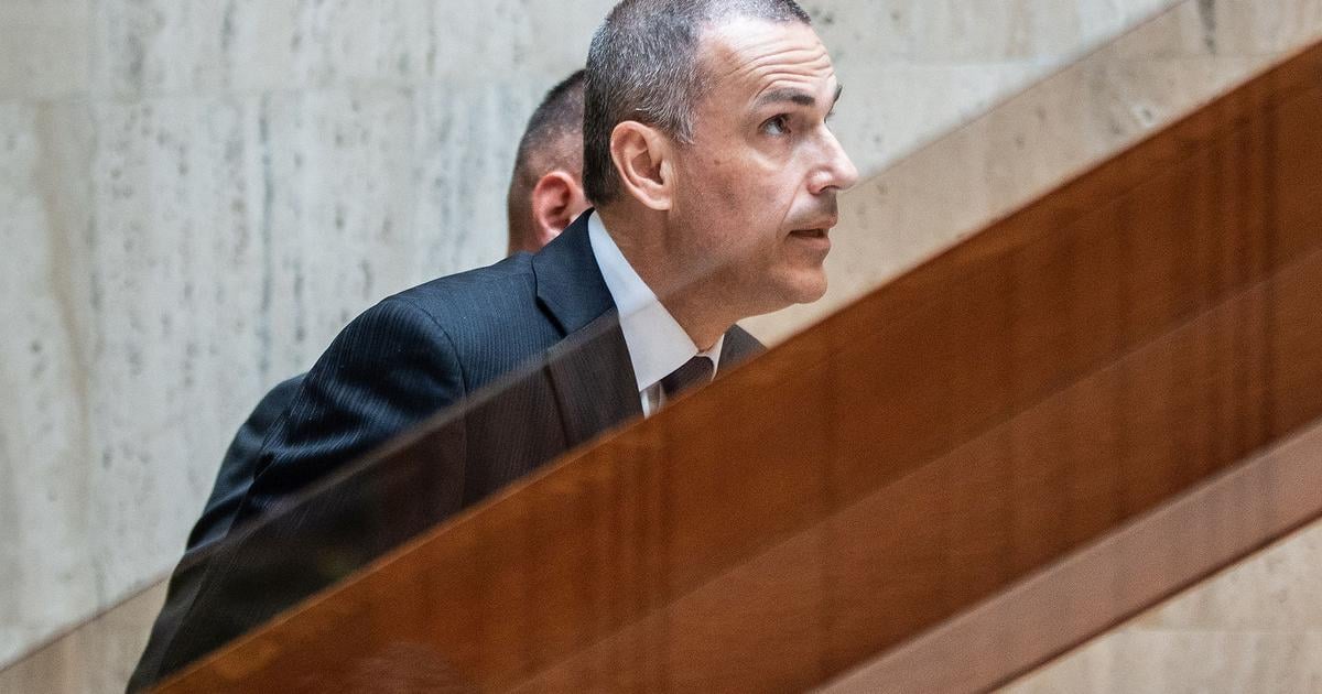 NRSR SaS predlozila navrh na zvolanie mimoriadnej schodze ziada vystupenie Zilinku