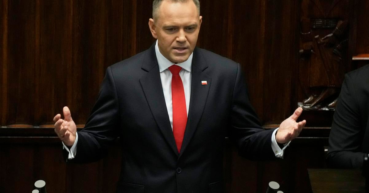 POLSKO Prezident zablokoval reformu soudnictva dorazne zasiahol do vlady Donalda Tuska