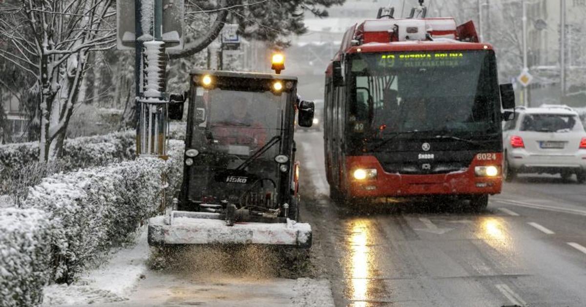 V Bratislavskom okrese hrozi snezenie plati vystraha prveho stupna