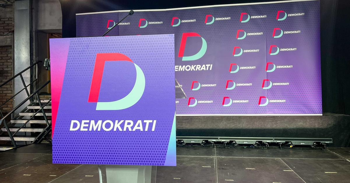 Demokrati doruili prezidentovi podpisy na vyhlasenie referenda