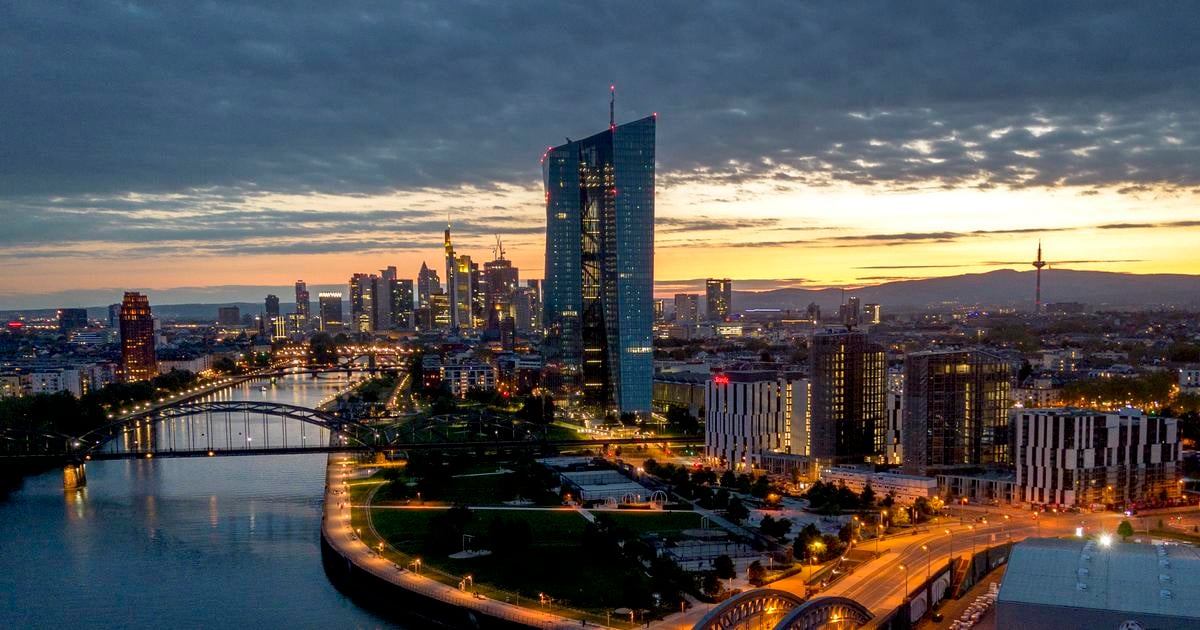 Eurpska centrlna banka ponechala rokov sadzby na nezmenenej rovni