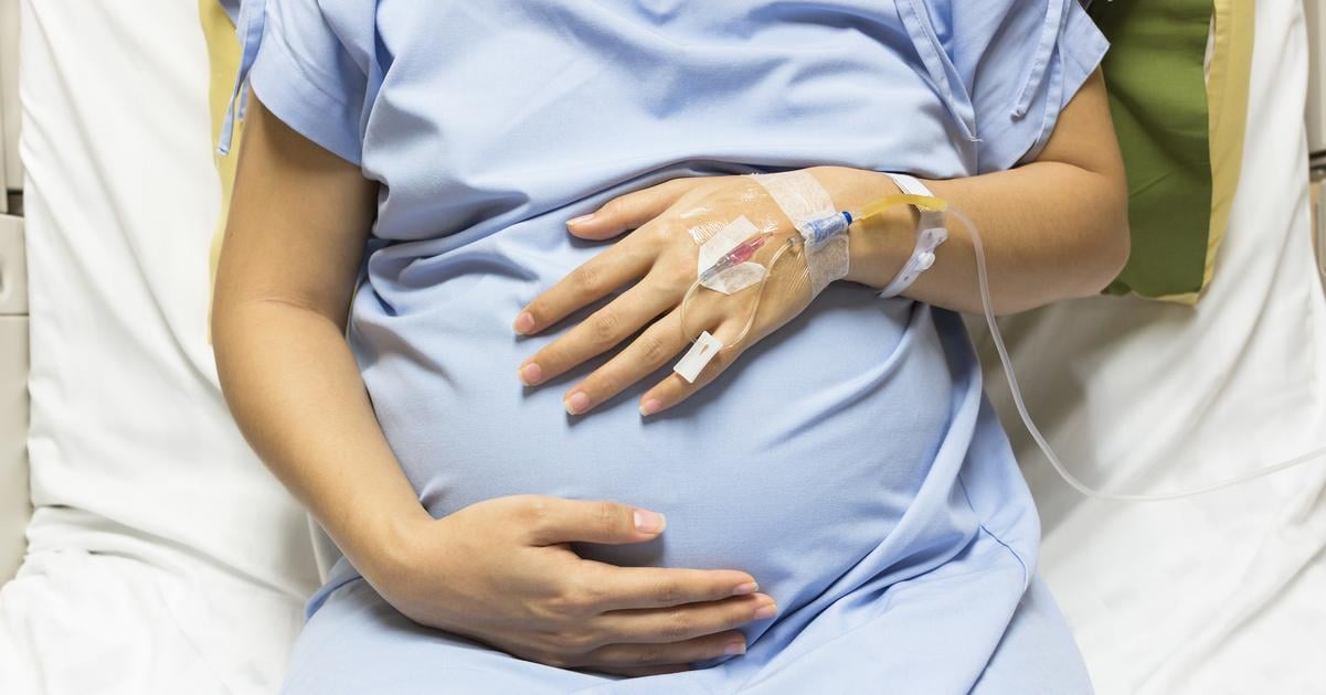 Narodila sa bez vaginy a krcka maternice Po operacii porodila zdrave dieta