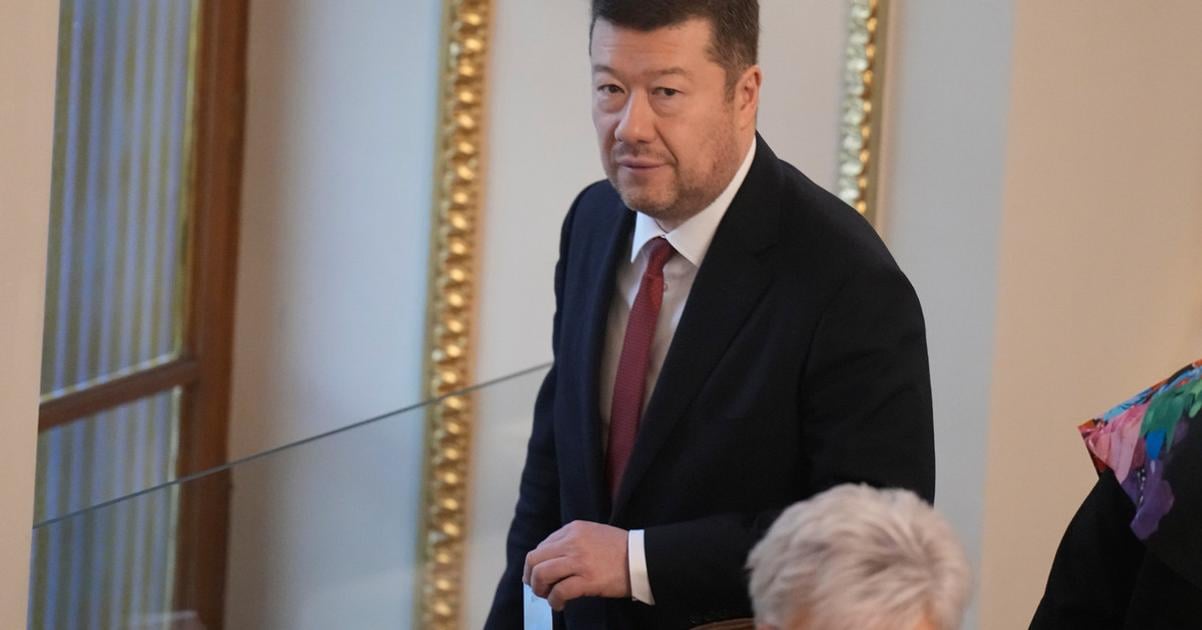 Okamura nechce zrusit svoje nazory na migrantov stihanie povazuje za ucelove