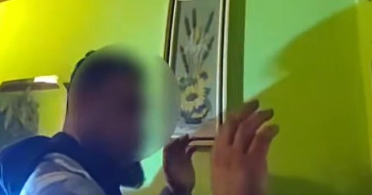 Seniorka prichytila zlodeja vo svojom dome Zamkla ho tam a zavolala policiu