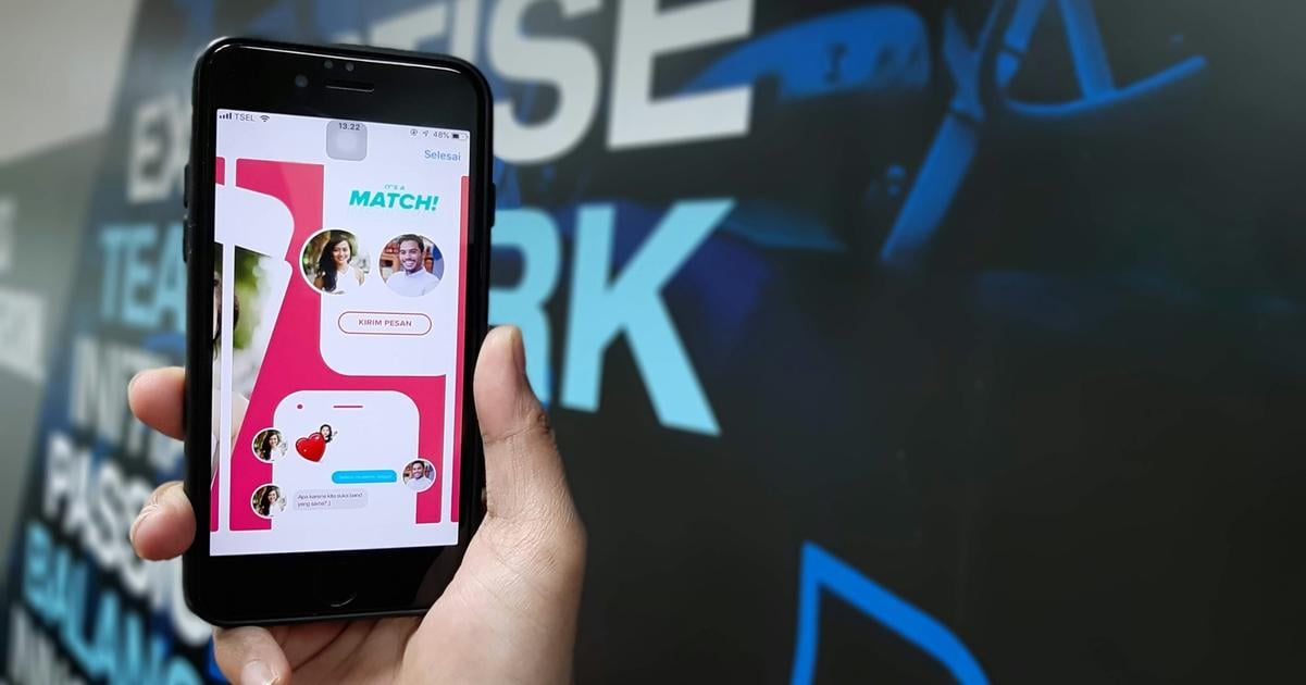 Vasa identita na blockchaine moze pomoc pri boji proti falosnym profilom na Tinderi