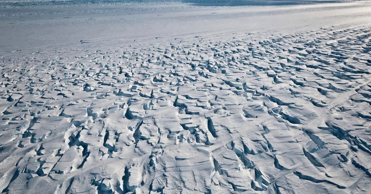 Vedci objavili skryte prepojenie antarktickych jazier s oceanom