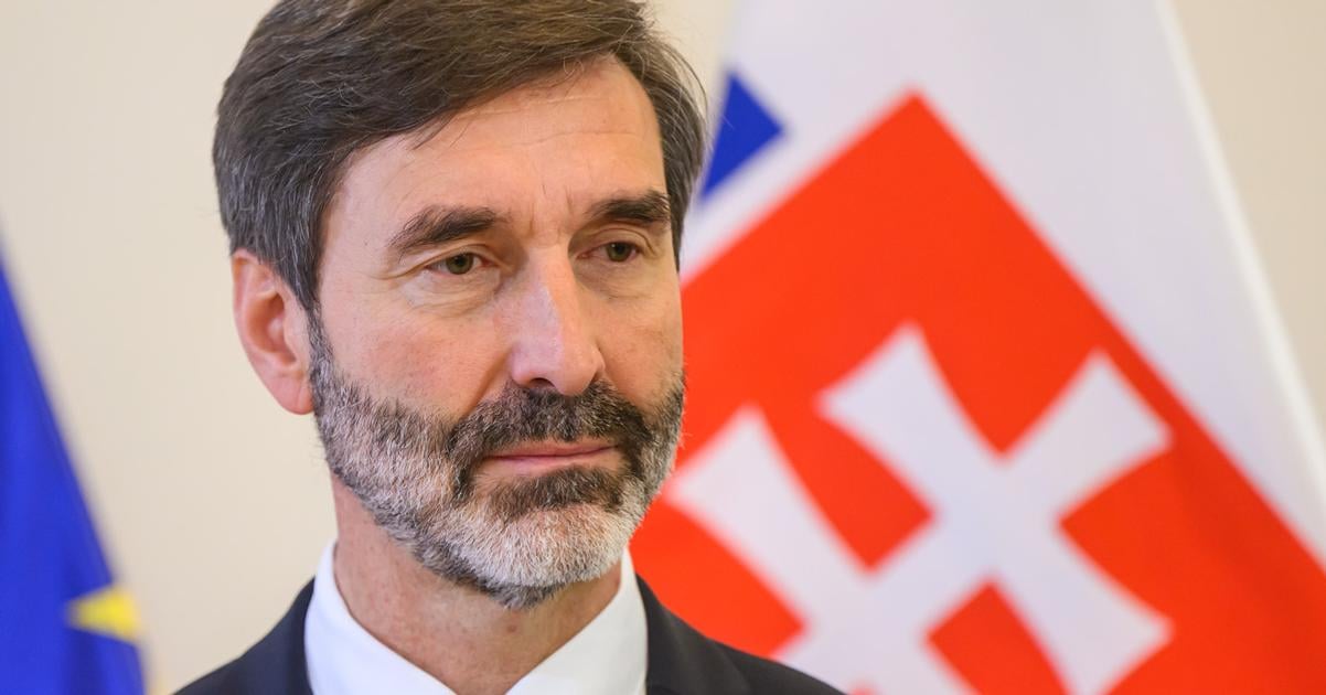 Blanar sa vybral na navstevu Albanska spolu s ministrami zahranicnych veci Ceska a Rakska