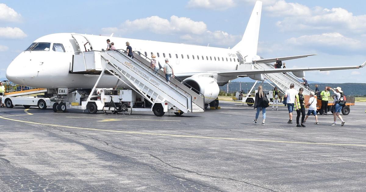 Košické letisko naďalej rastie. Linku do Bratislavy využilo viac než 100-tisíc cestujúcich. 2 Kosicke letisko nadalej rastie Linku do Bratislavy vyuzilo viac nez 100 tisic cestujucich