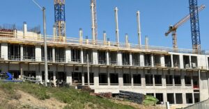 Na dokoncenie presovskej nemocnice sa vypise nova sutaz