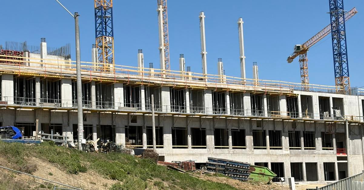 Na dokoncenie presovskej nemocnice sa vypise nova sutaz