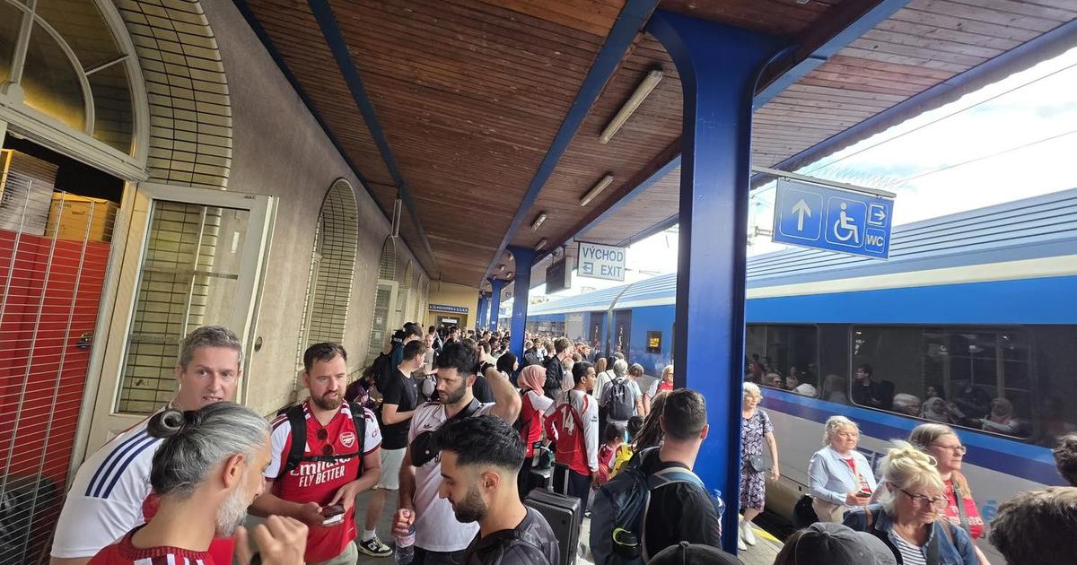 Slovenska policia pomaha s opatreniami v suvislosti s finale Ligy majstrov v Budapesti