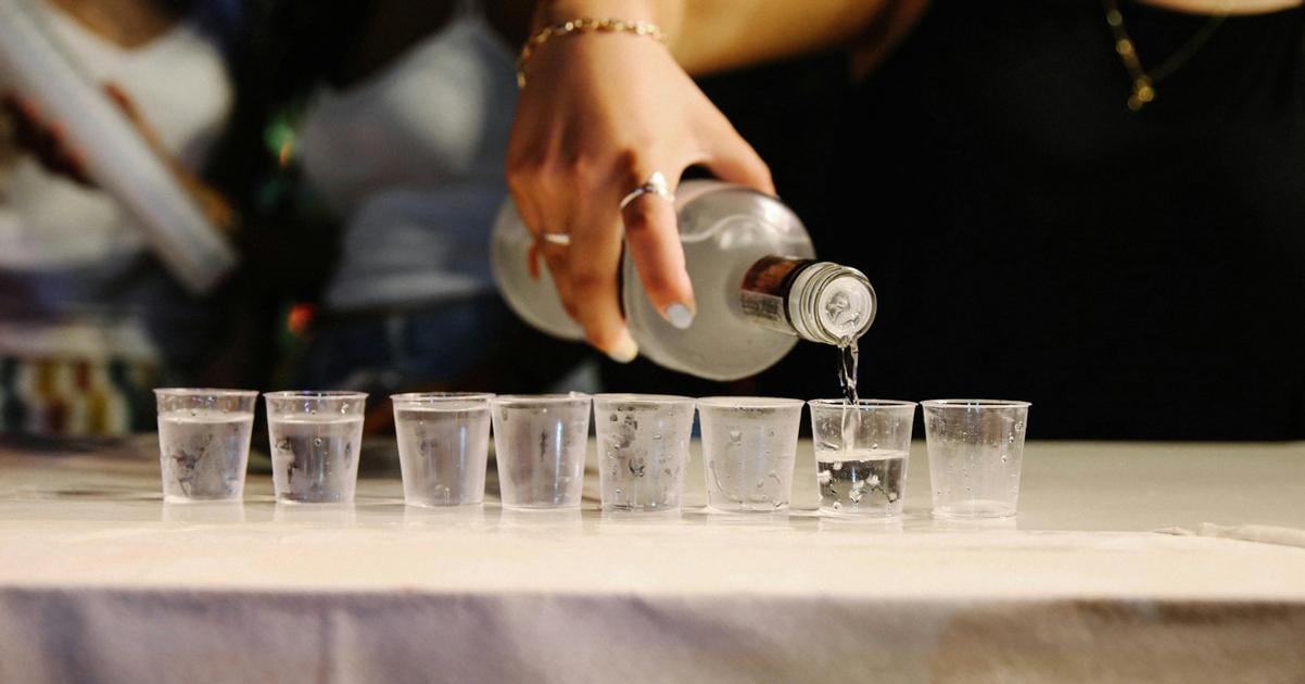 V Rusku sa od januara zvysila spotrebna dan na alkohol vodka sa vyrazne zdrzila