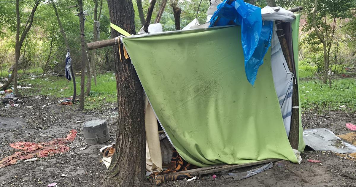 v lukrativnej casti mesta rastu provizorne obydlia starosta hovori o vzniku novych foriem rodiny