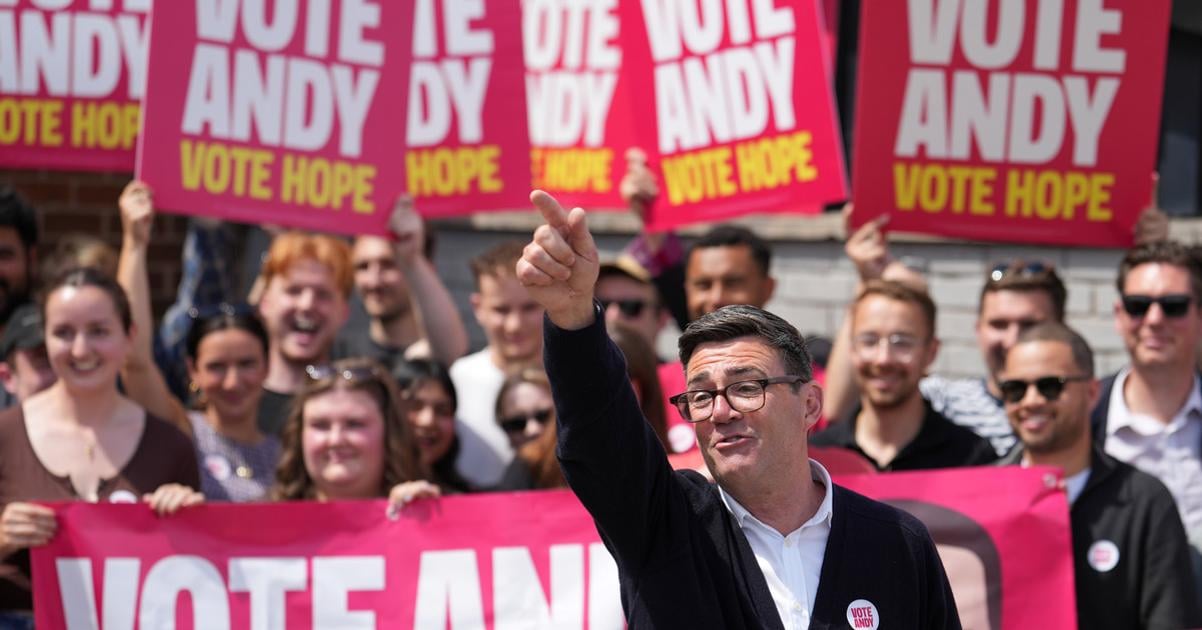 Britania sa stala emocionalne inkontinentnou
