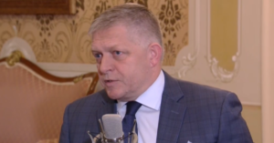 Co odznelo v diskusiach Fico nechce aby sa Slovensko na samite NATO zapojilo do financnej pomoci Ukrajine