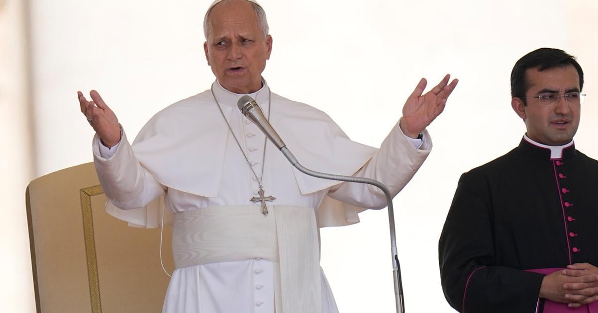Nasilie nebude mat posledne slovo Papez ukoncil zasadnutie kardinalov vyzvou na mier