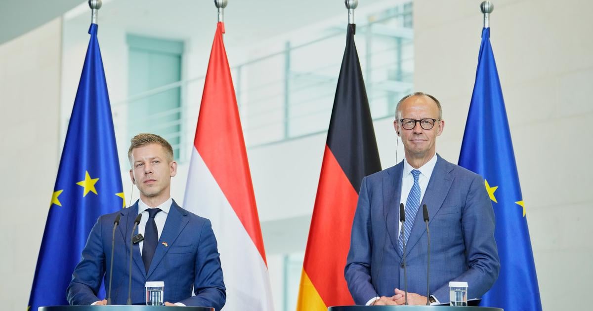 Samit V4 sa kona 23 juna v Budapesti vyhlasila Magyar po stretnuti s Merzom