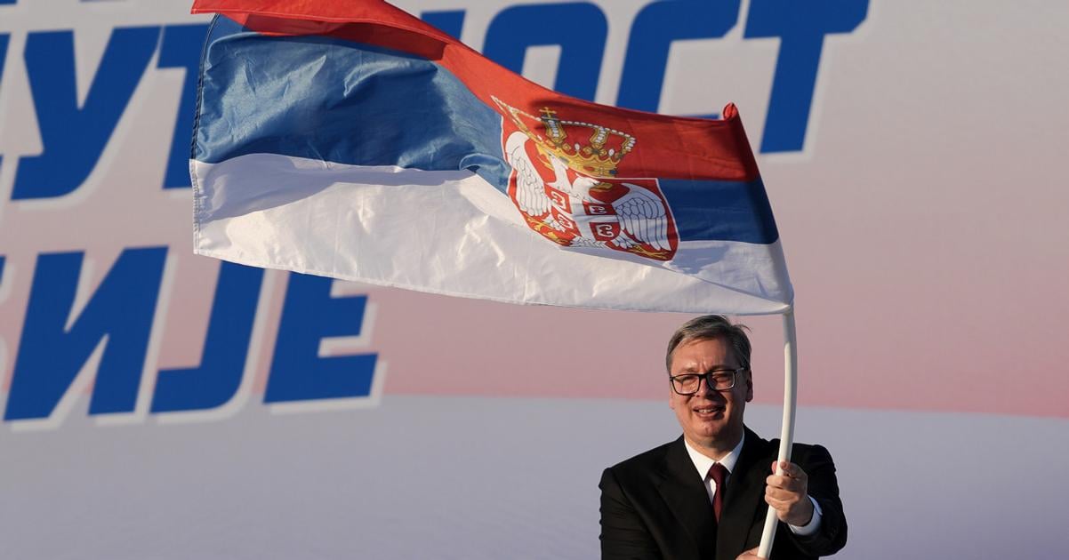 Srbsko moze cakat predcasne volby Prezident Vucic oznamil ze v priebehu tyzdnov odstupi