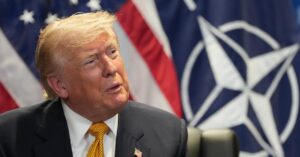 Donald Trump nam pomaha pozorne ho pocuvajme