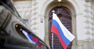 Krizovy manazer zeleznic rokuval v Rusku s predstavitelmi krajnopravicovych stran tvrdi PS